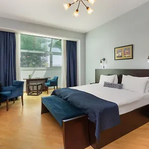hotel-bella-casa.alltbilisihotels.com/