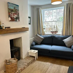 https://saltwick-cottage.yorkshirehotel.net
