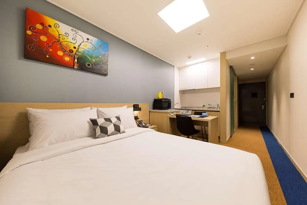 Days Hotel & Suites By Wyndham Incheon Airport