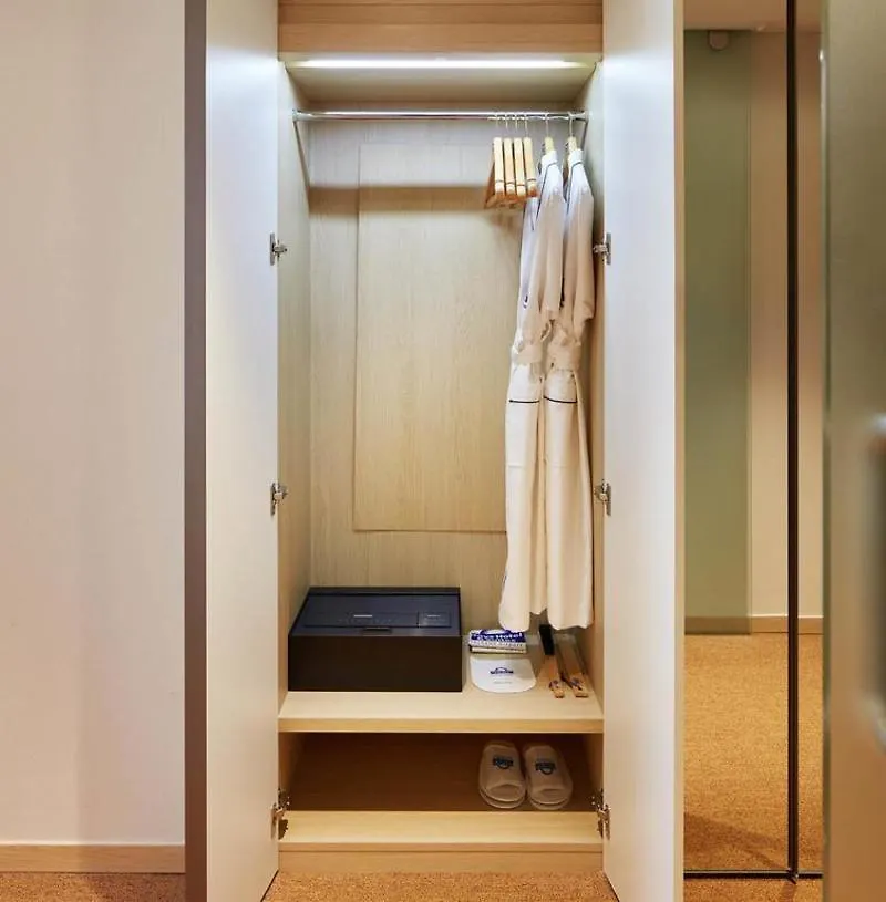 Days Hotel & Suites By Wyndham Incheon Airport