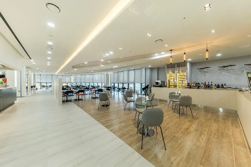 Days Hotel & Suites By Wyndham Incheon Airport