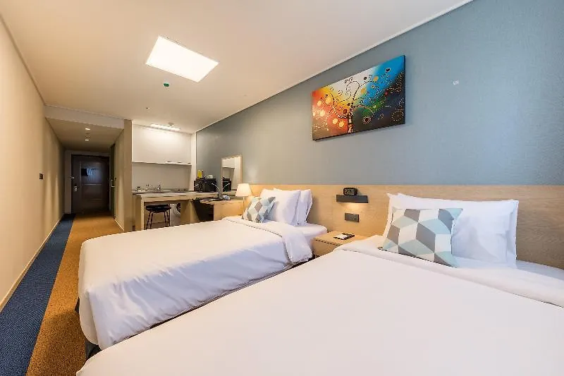 Days Hotel & Suites By Wyndham Incheon Airport